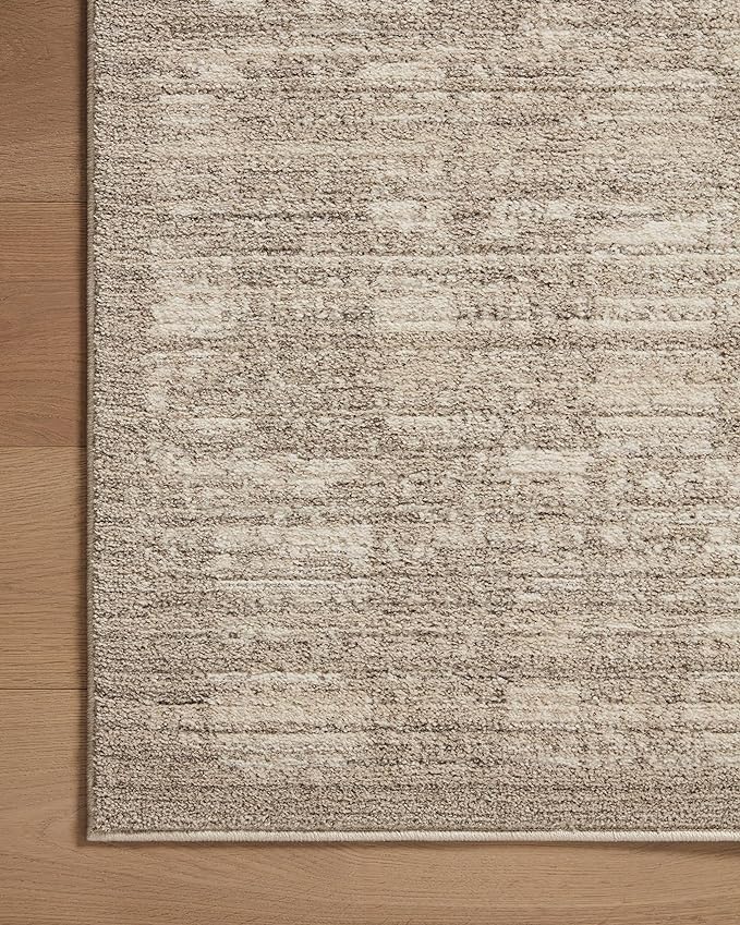 Loloi Darby Collection DAR-07 Pebble/Sand 6'-7" x 9'-3" Area Rug