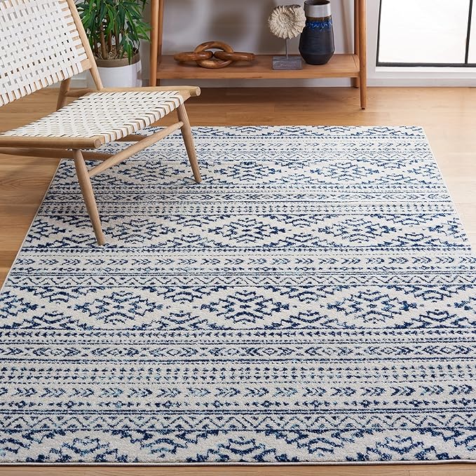 SAFAVIEH Tulum Collection Area Rug - 5'3" x 7'6", Ivory & Navy, Moroccan Boho Tribal Design, Non-Shedding & Easy to Clean, Ideal for Living Room, Bedroom, Dining Space (TUL272D)