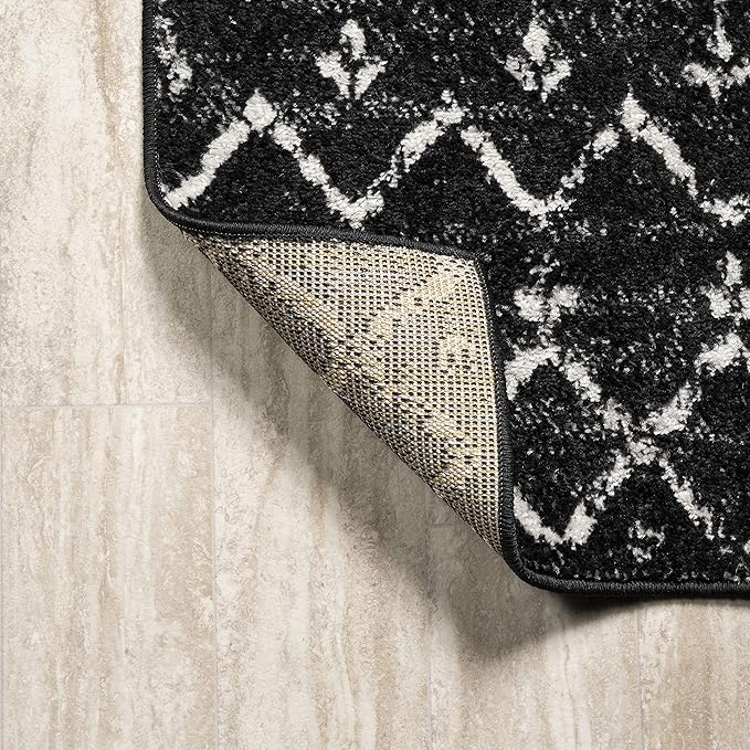 JONATHAN Y Boho Vintage Diamond Black/Ivory Round Area Rug 6 ft, Moroccan Hype for Living Room, Bedroom, Kitchen, Office, Easy-Cleaning, High Traffic, Pet-Friendly, Non-Shedding (MOH101D-6R)