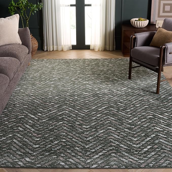 SAFAVIEH Area Rug 8x10 - Adirondack Collection - Large - Dark Green & Ivory, Chevron Pattern, Non-Shedding & Easy Cleaning, Ideal for Living Room, Bedroom, Office, Dining Space (ADR104Y)