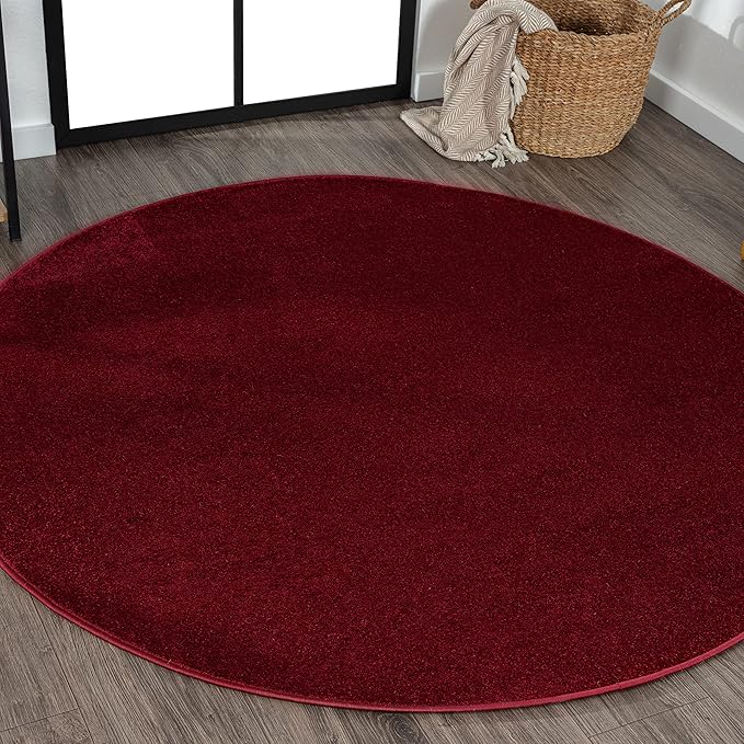 JONATHAN Y Haze Solid Low-Pile Dark Red 5' Round Indoor Area Rug, Coastal,Bohemian,Minimalist,Classic, Easy-Cleaning for Living Room,Bedroom,Kitchen,Pet Friendly,Non-Shedding (SEU100Q-5R)