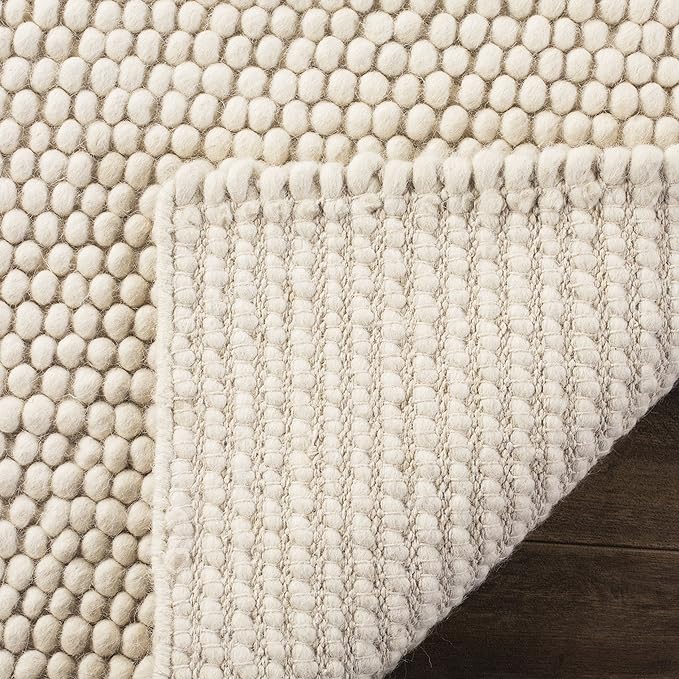 SAFAVIEH Natura Collection Area Rug - 4' Square, Ivory, Handmade Wool Blend, Textured Design, Ideal for Living Room, Bedroom, Dining Space (NAT620A)