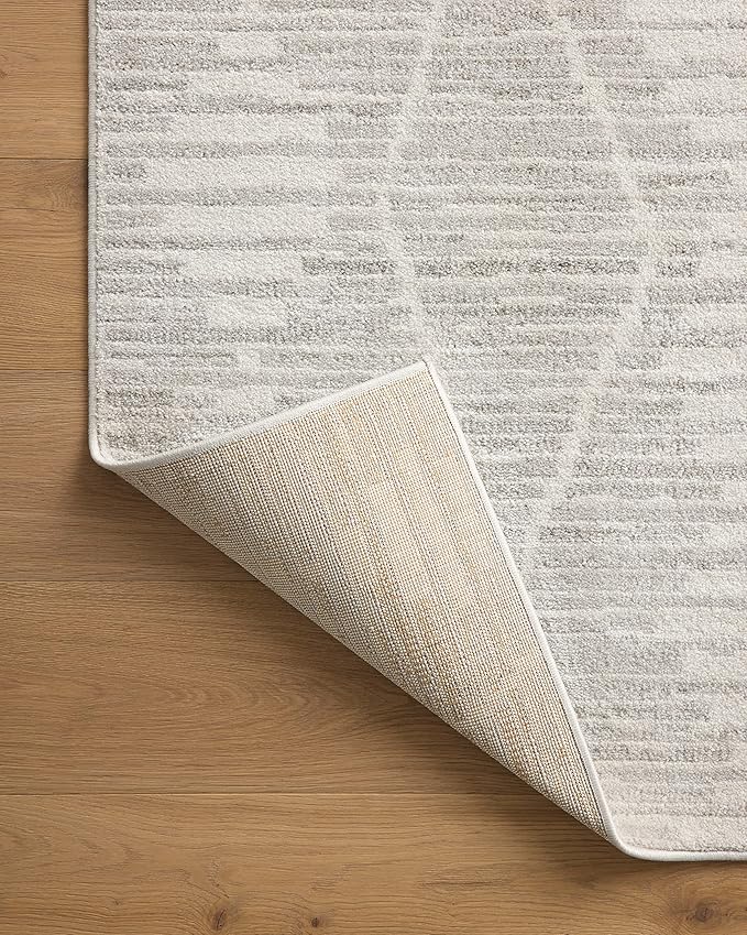 Loloi Kamala Collection KAM-02 Ivory/Silver 2'-7" x 10'-0" Runner Rug