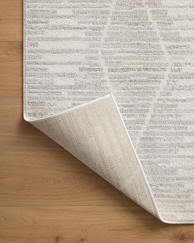 Loloi Kamala Collection KAM-02 Ivory/Silver 2'-3" x 3'-10" Accent Rug