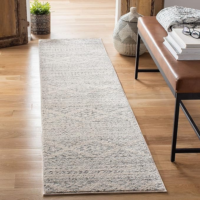 SAFAVIEH Tulum Collection Runner Rug - 2' x 21', Ivory & Grey, Moroccan Boho Tribal Design, Non-Shedding & Easy to Clean, Ideal for Living Room, Hallway, Foyer, Bedroom (TUL272A)