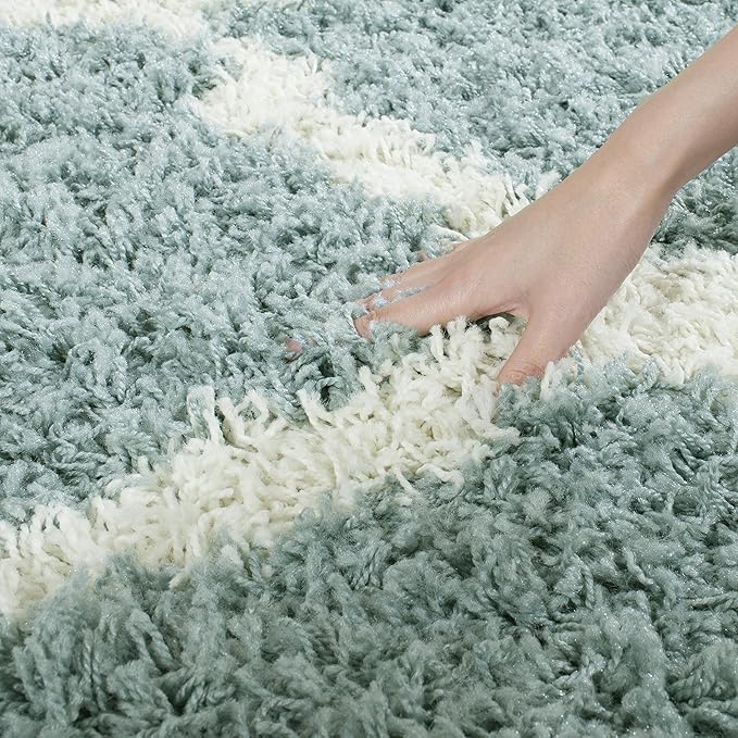 SAFAVIEH Dallas Shag Collection Accent Rug - 4' x 6', Seafoam & Ivory, Trellis Design, Non-Shedding & Easy Care, 1.5-inch Thick Ideal for High Traffic Areas in Entryway, Living Room, Bedroom (SGD257C)