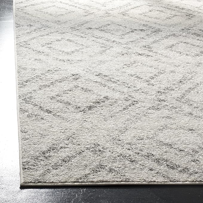 SAFAVIEH Adirondack Collection Runner Rug - 2'6" x 18', Light Grey & Grey, Modern Diamond Distressed Design, Non-Shedding & Easy Care, Ideal for High Traffic Areas in Living Room, Bedroom (ADR131C)