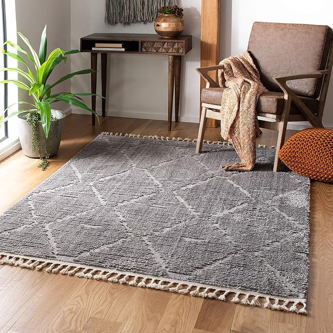 SAFAVIEH Marrakesh Collection Area Rug - 6'6" x 9', Grey, Moroccan Boho Tribal Tassel Design, Non-Shedding & Easy Care, Ideal for High Traffic Areas in Living Room, Bedroom (MRK517F)