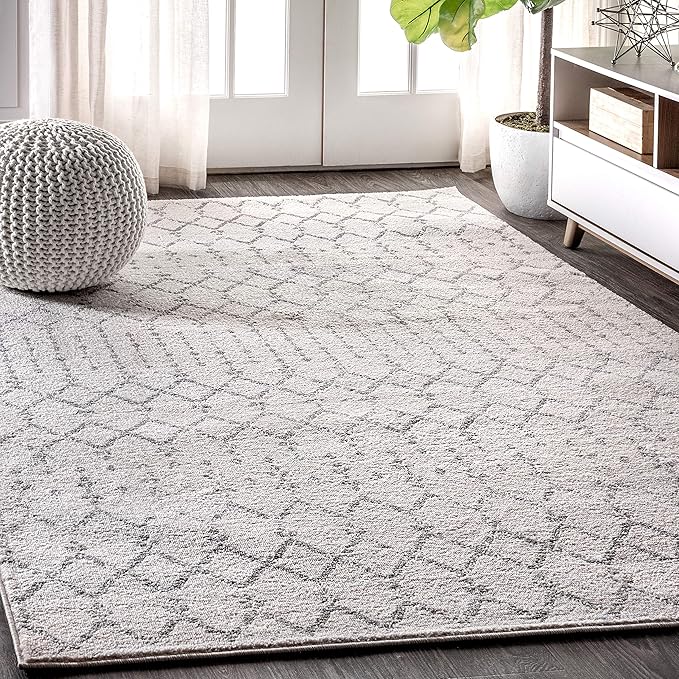JONATHAN Y Boho Vintage Diamond Cream/Gray Indoor Area Rug 4X6 ft, Moroccan Hype for Living Room, Bedroom, Kitchen, Office, Easy-Cleaning, High Traffic, Pet-Friendly, Non-Shedding (MOH101B-4)