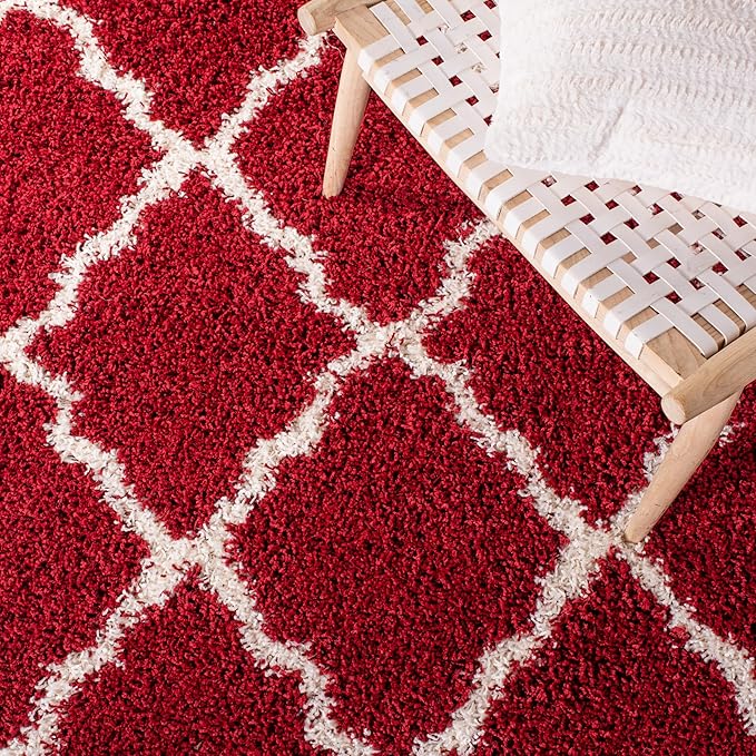 SAFAVIEH Dallas Shag Collection Area Rug - 8'6" x 12', Red & Ivory, Trellis Design, Non-Shedding & Easy Care, 1.5-inch Thick Ideal for High Traffic Areas in Living Room, Bedroom (SGD257Q)
