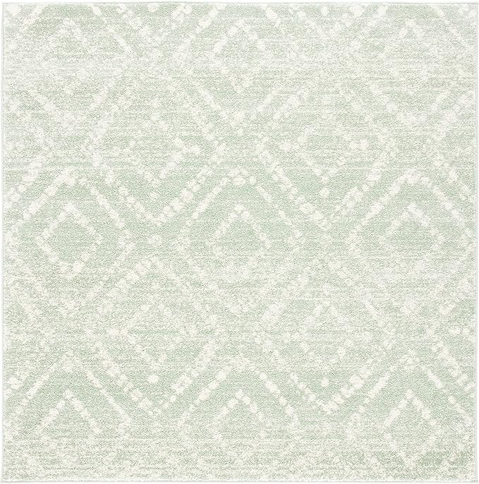 SAFAVIEH Adirondack Collection Area Rug - 4' Square, Green & Ivory, Modern Diamond Distressed Design, Non-Shedding & Easy Care, Ideal for High Traffic Areas in Living Room, Bedroom (ADR131Y)
