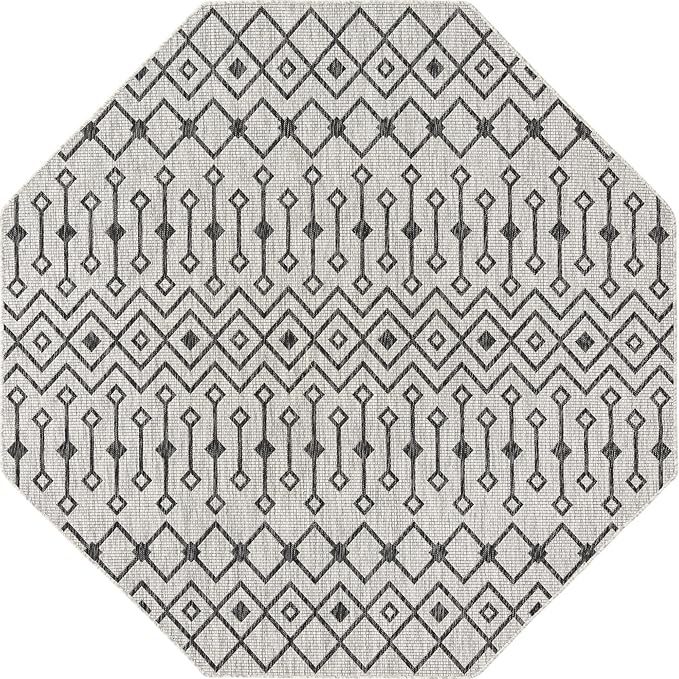 Unique Loom Outdoor Trellis Collection Area Rug - Tribal Trellis (7' 10" Octagon, Gray/ Black)