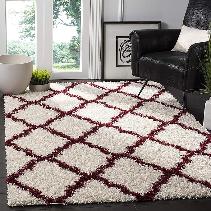 SAFAVIEH Dallas Shag Collection Area Rug - 5'1" x 7'6", Ivory & Red, Trellis Design, Non-Shedding & Easy Care, 1.5-inch Thick Ideal for High Traffic Areas in Living Room, Bedroom (SGD257R)