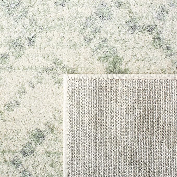SAFAVIEH Adirondack Collection Area Rug - 4' Square, Ivory & Green, Modern Diamond Distressed Design, Ideal for High Traffic Areas in Living Room, Bedroom, Dining (ADR131X-4SQ)