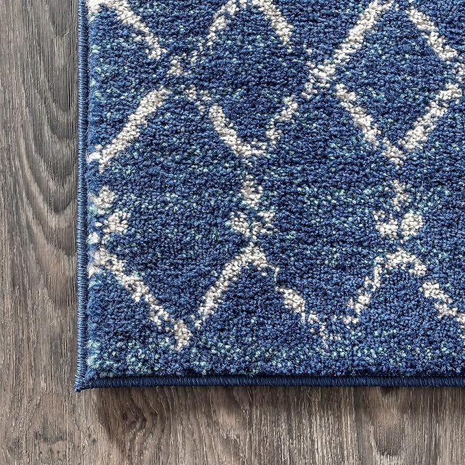 JONATHAN Y Boho Vintage Diamond Blue/White Round Area Rug 5 ft, Moroccan Hype for Living Room, Bedroom, Kitchen, Office, Easy-Cleaning, High Traffic, Pet-Friendly, Non-Shedding (MOH101A-5R)
