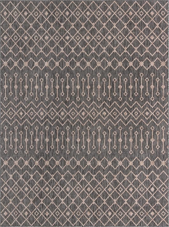 Unique Loom Outdoor Trellis Collection Area Rug - Tribal Trellis (10' x 13' 1" Rectangle, Charcoal Gray/ Natural)